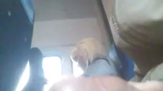La ragazza non ha mai scopato con un uomo di colore, e anche vecchie nonne arrapate con un grosso cazzo