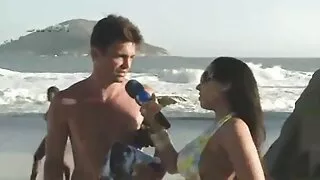 Barare porno nonne tettone con una bella ragazza che si offre di scopare