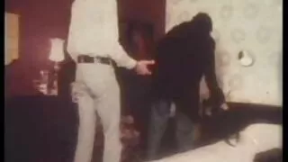 Maturo inglese video porno con la nonna dà inestimabile lezione su succhiare un cazzo duro