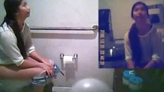 Volgare Coed si tolse le mutande e spinto in figa video porno nonne puttane durante il processo di diteggiatura